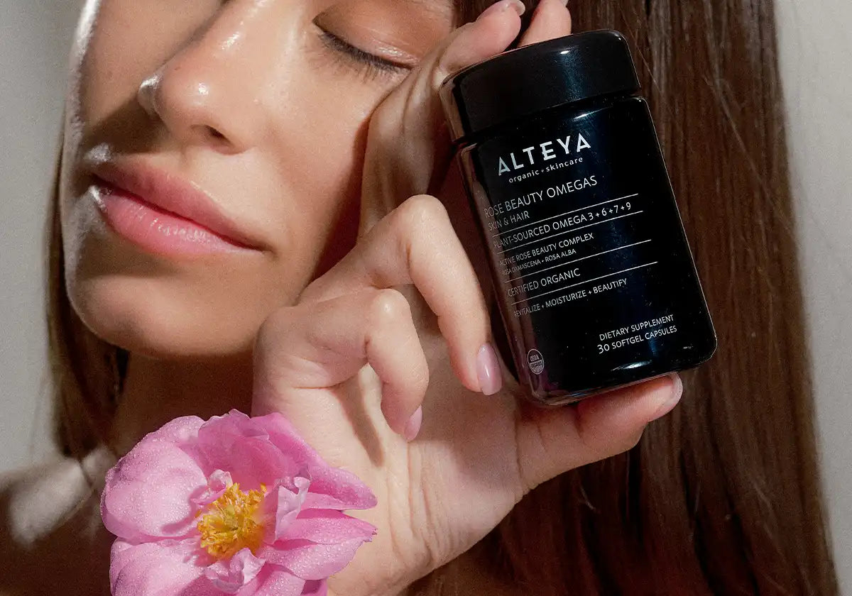 Omega capsules and Rosa Damascena