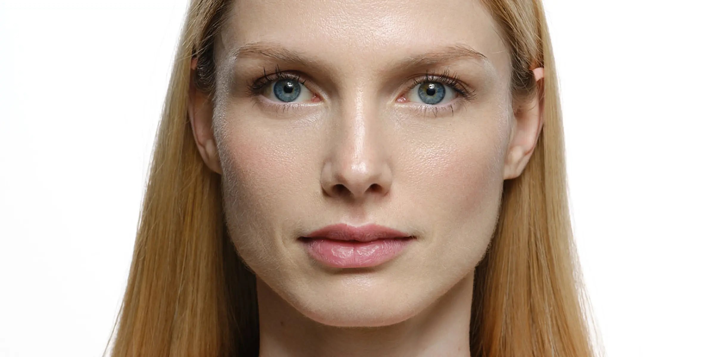 Blonde model without lip gloss