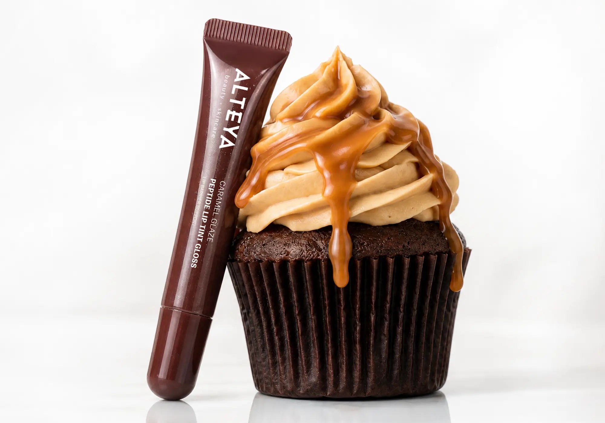 Muffin and lip gloss caramel glaze