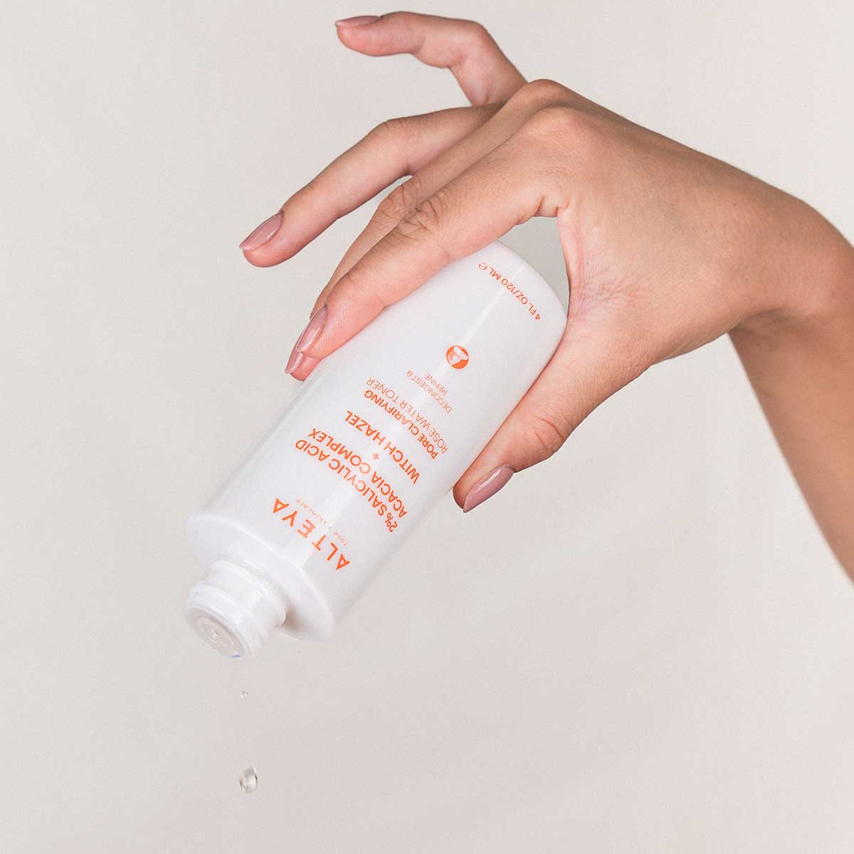 hand and pore clarifying rose water toner