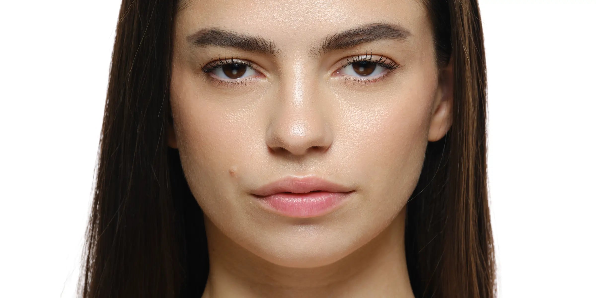 Model without lip gloss
