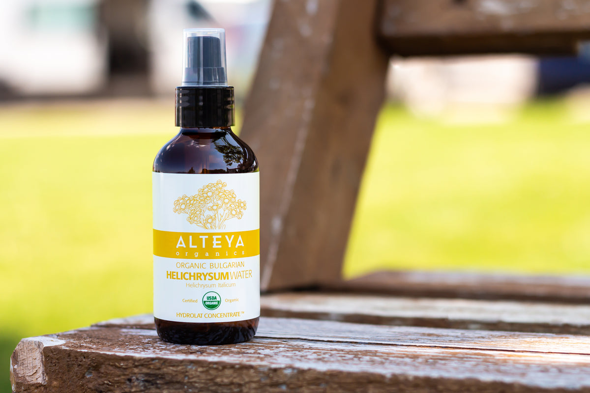 what Is helichrysum water 