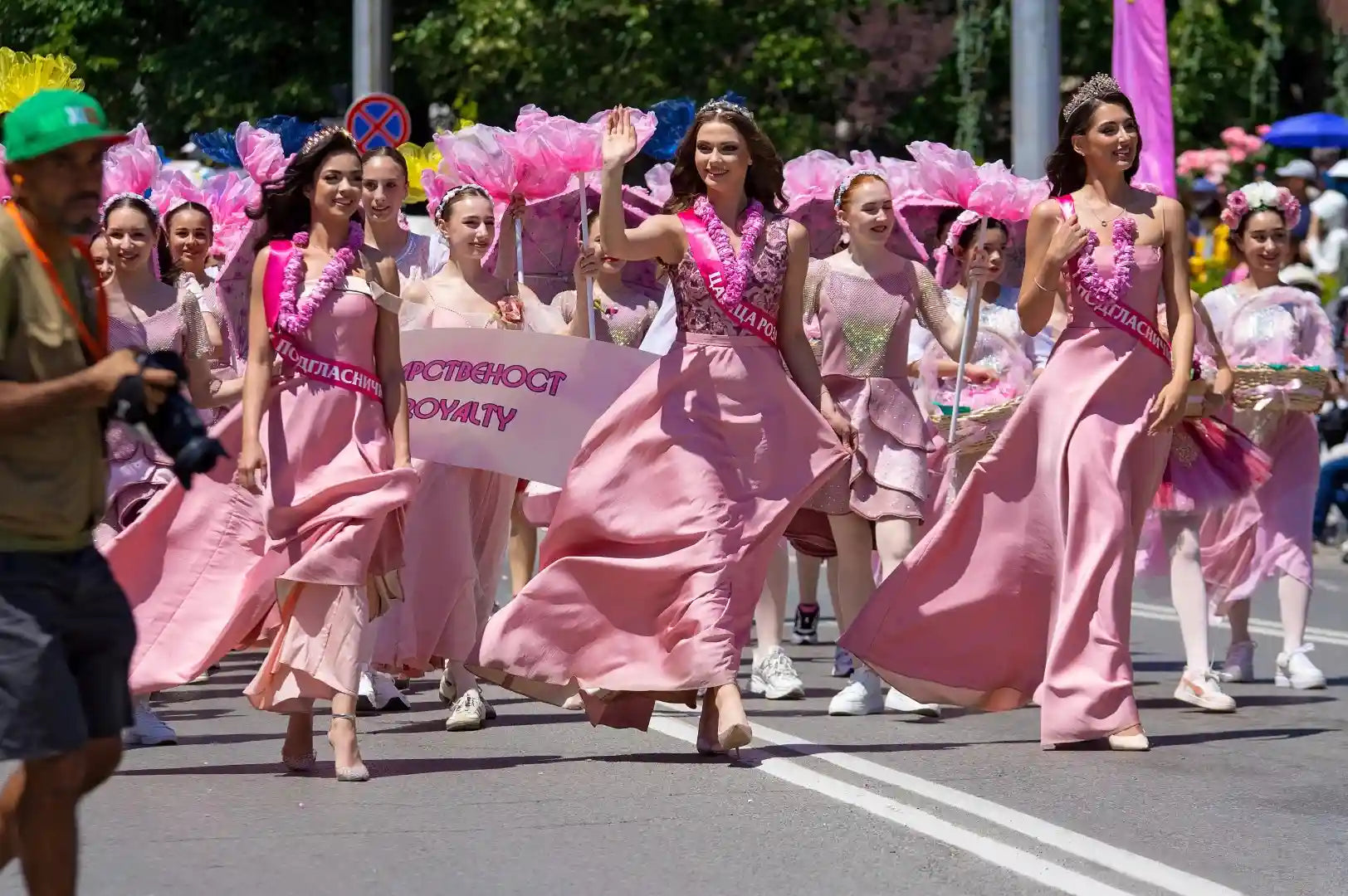 what is the kazanlak rose festival